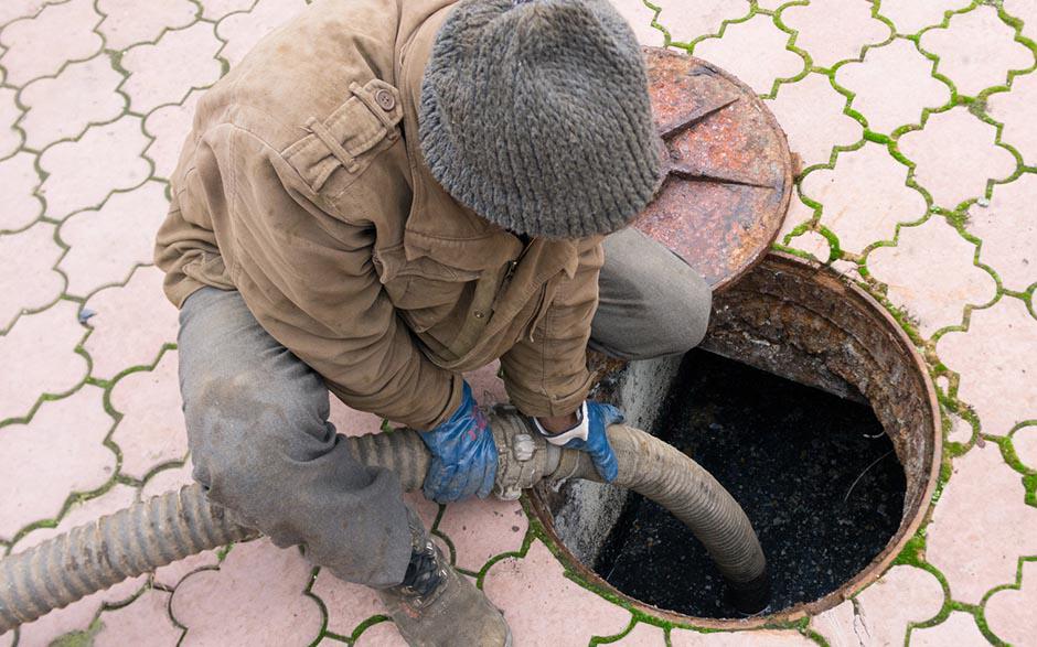 comment déboucher un lavabo Franconville